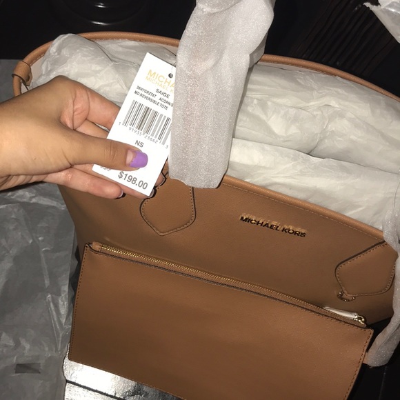 Purse - Picture 4 of 4